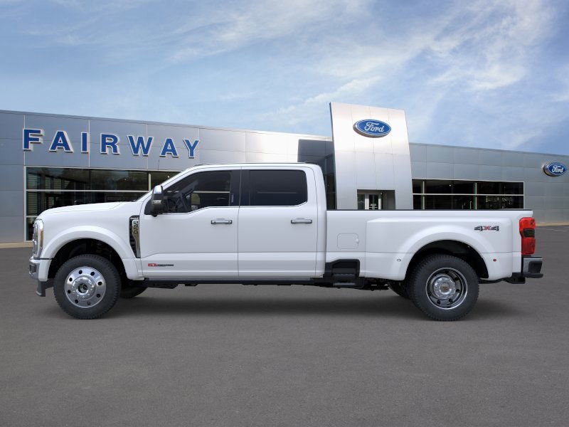 2026 Ford F-450 King Ranch photo 3