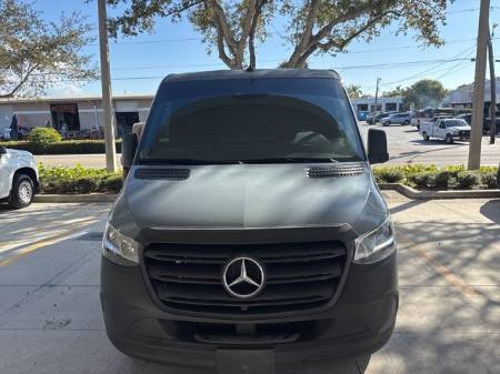 2022 Mercedes-Benz Sprinter 2500 Cargo 144 WB
