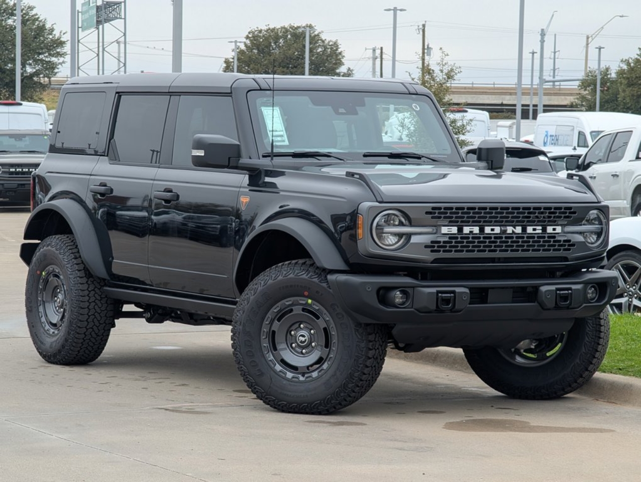 2025 Ford Bronco 4-Door Badlands's photo