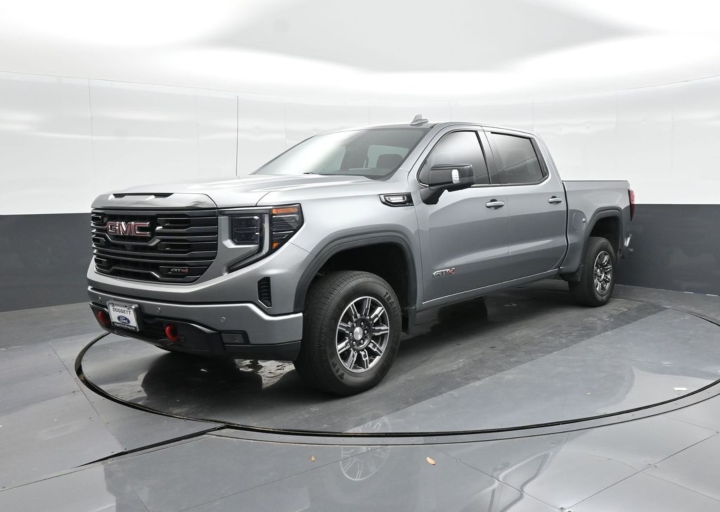 2024 GMC Sierra 1500 AT4's photo