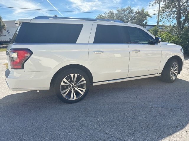 2021 Ford Expedition MAX Platinum photo 2