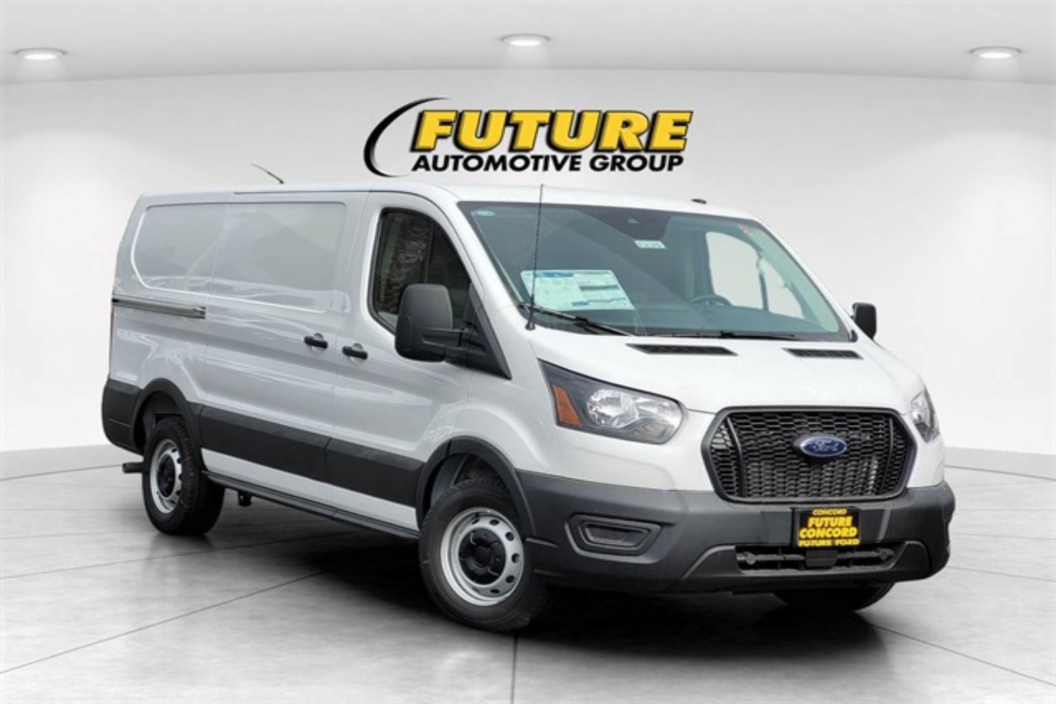 2025 Ford Transit Van Base's photo