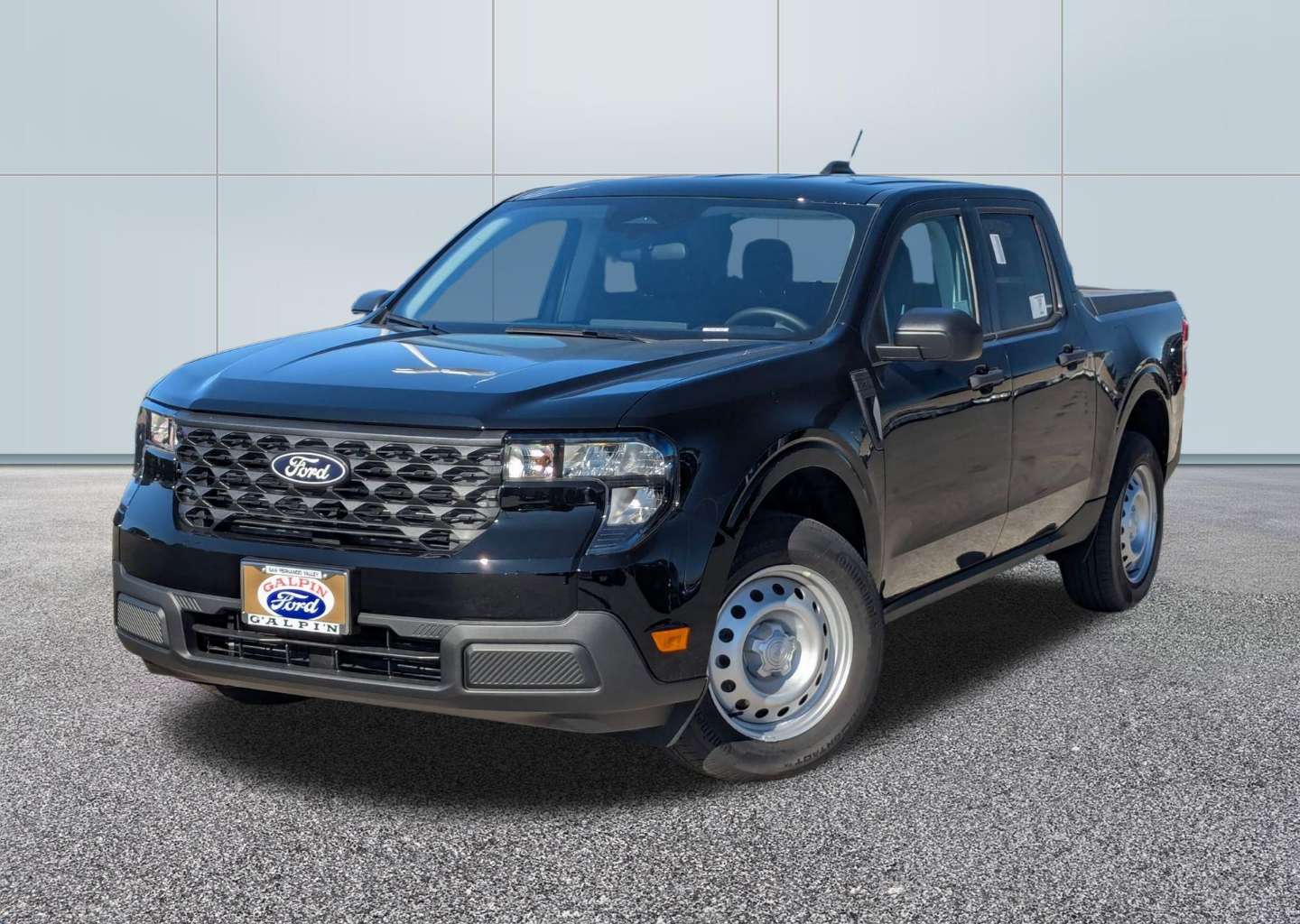 2025 Ford Maverick XL's photo