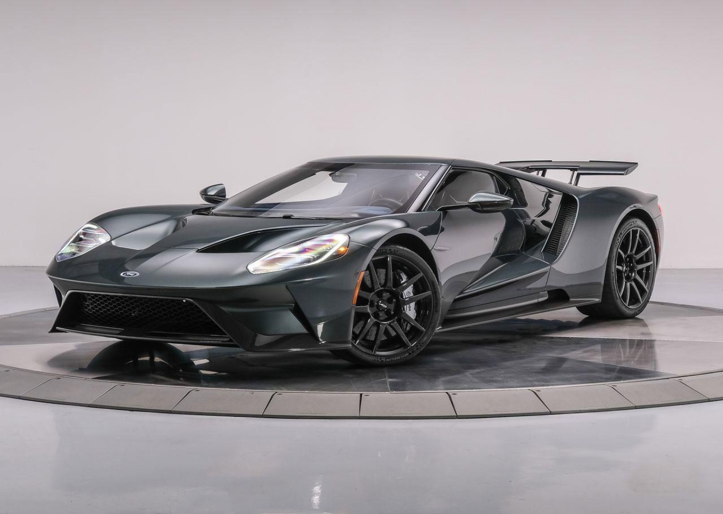 2022 Ford GT's photo