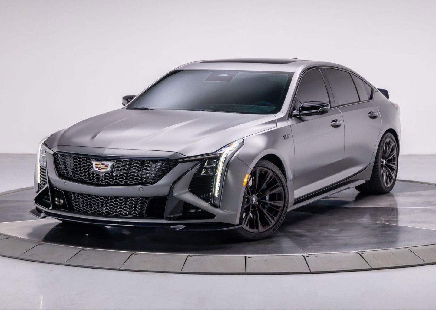 2025 Cadillac CT5 V-Series Blackwing's photo