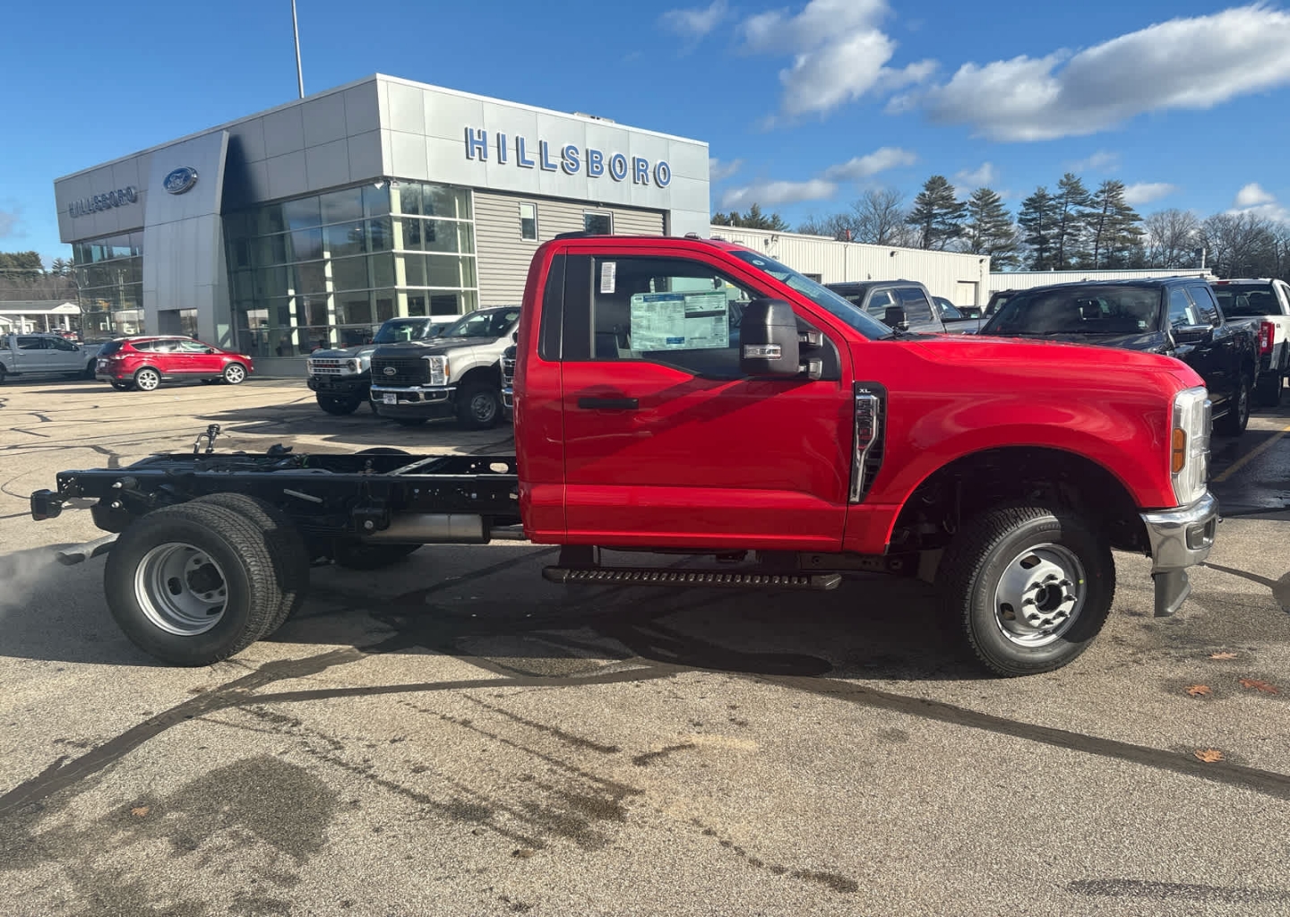 2026 Ford F-350 Super Duty Chassis Cab XL's photo