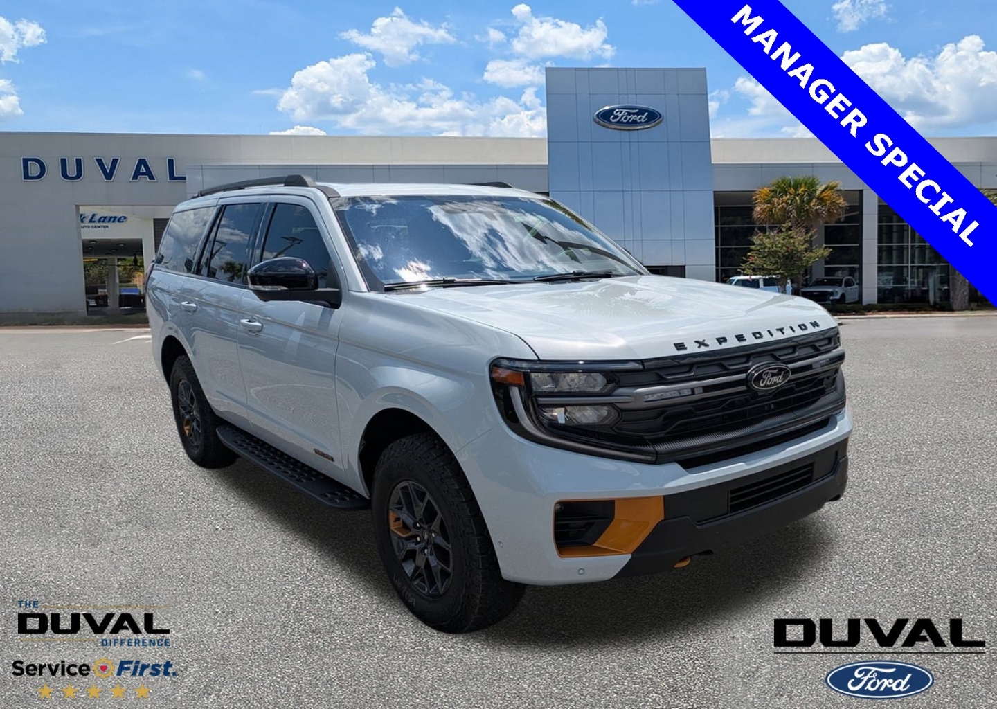 2025 Ford Expedition Tremor's photo