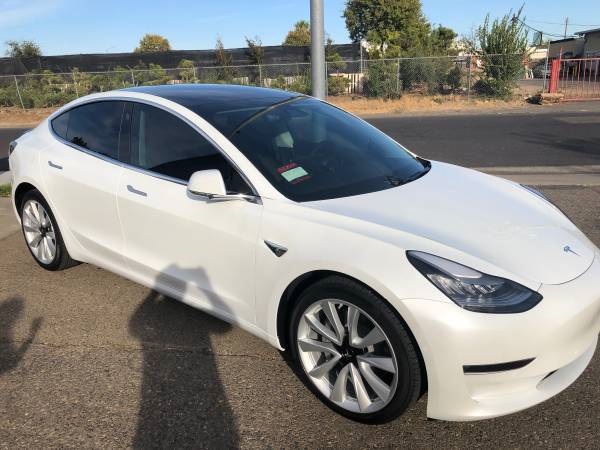 2019 Tesla Model 3 Long Range