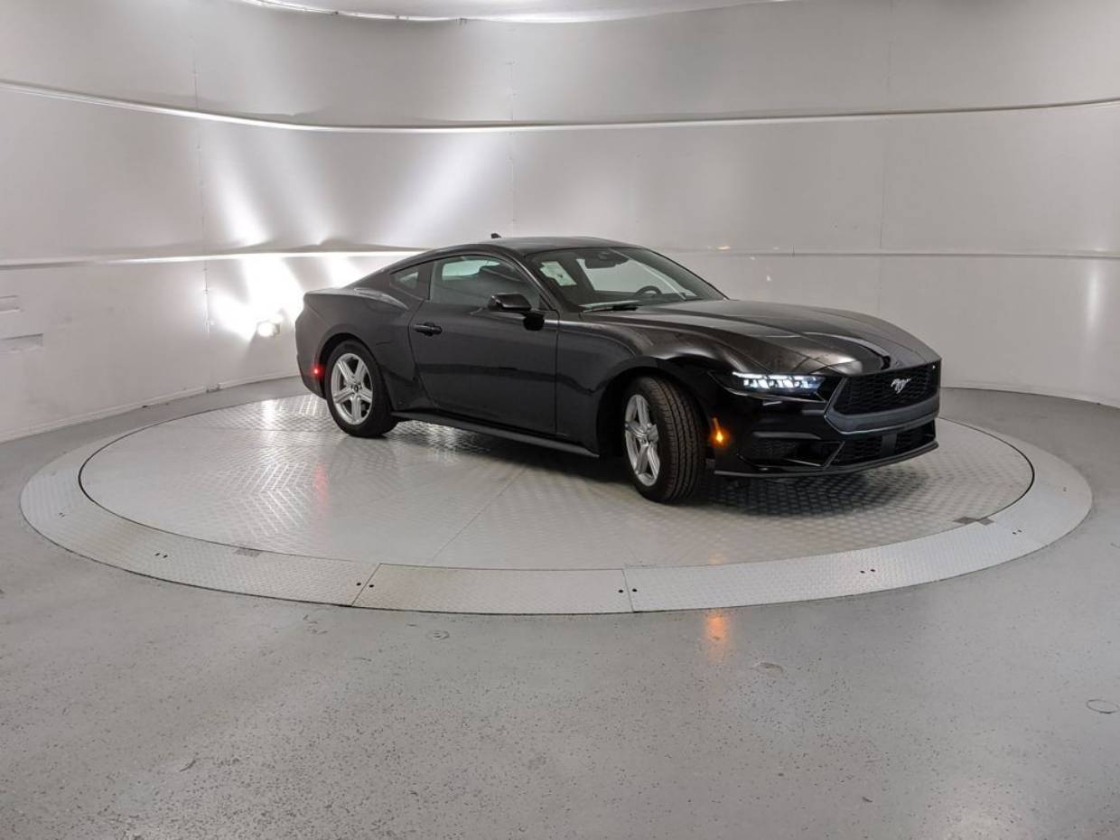 2026 Ford Mustang EcoBoost's photo