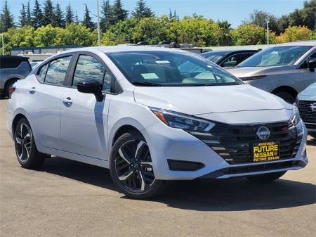 2025 Nissan Versa 1.6 SR