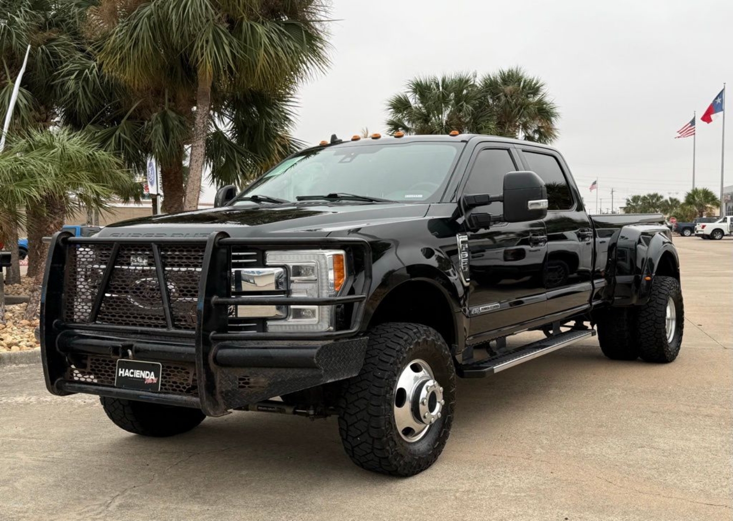 2019 Ford F-350 Super Duty Lariat