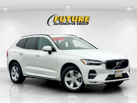 2022 Volvo XC60 B5 Momentum