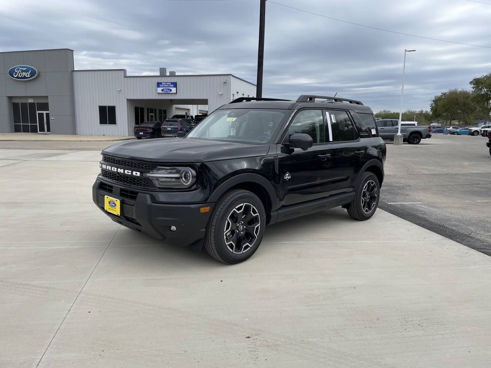 2025 Ford Bronco Sport Outer Banks's photo