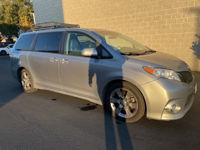 2011 Toyota Sienna SE