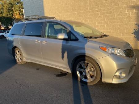 2011 Toyota Sienna SE