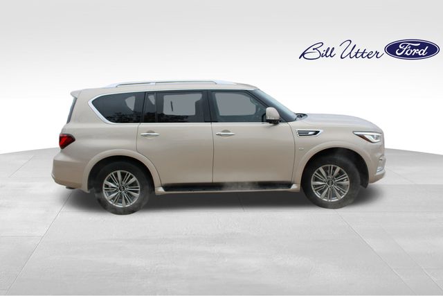2018 Infiniti QX80 Base photo 3