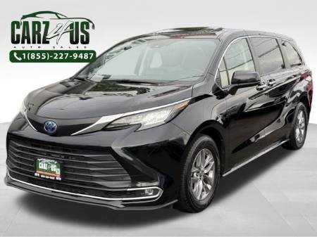 2023 Toyota Sienna XLE