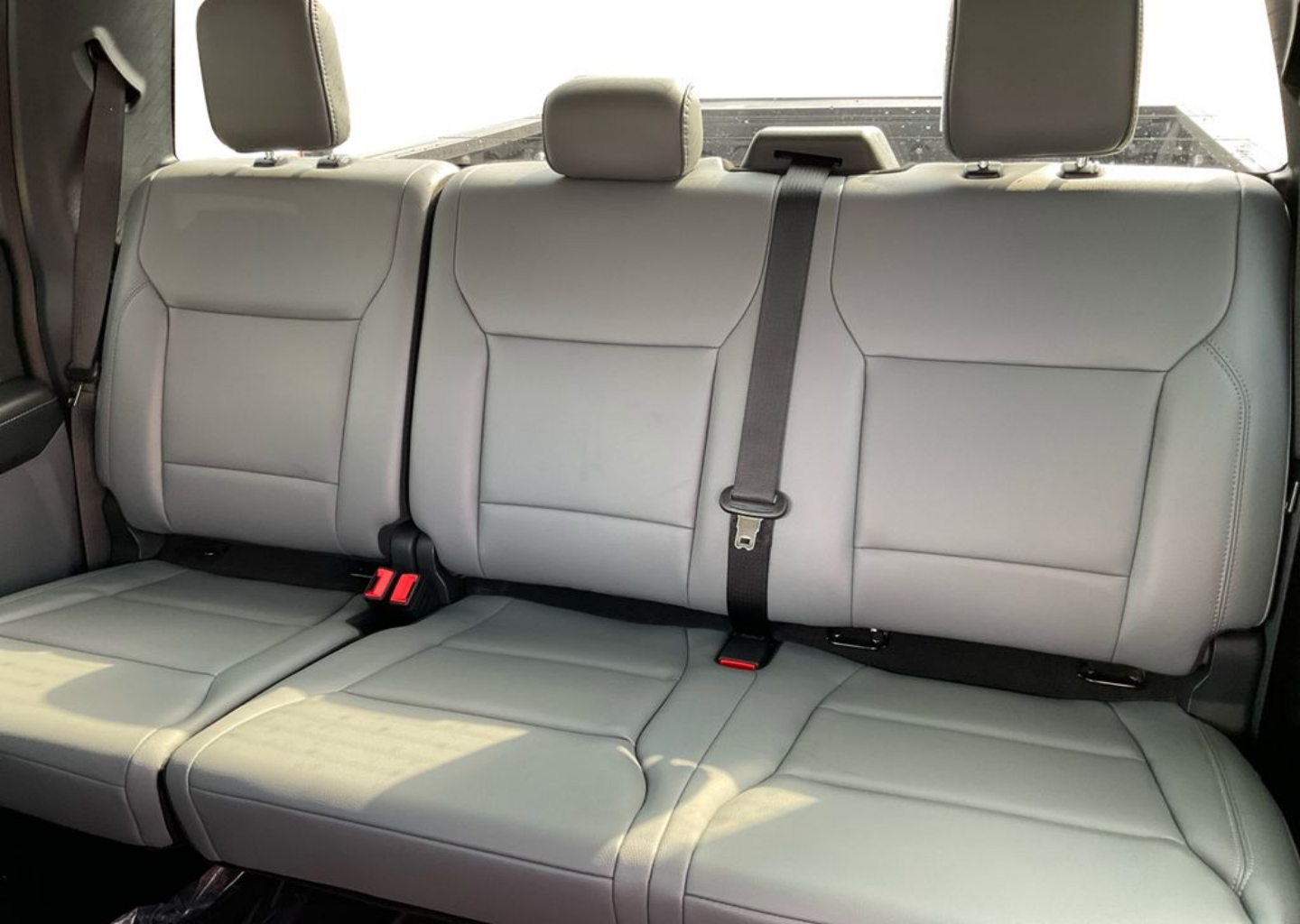 2025 Ford F-150 Lightning Flash - Photo 13