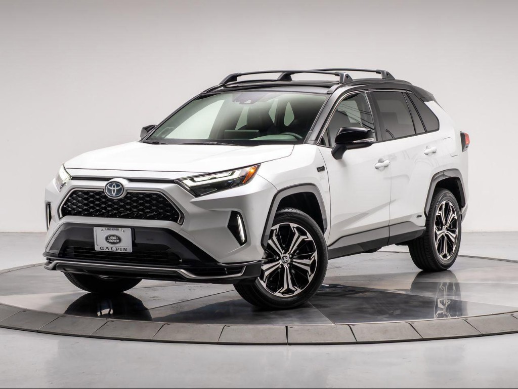 2024 Toyota RAV4 Prime XSE