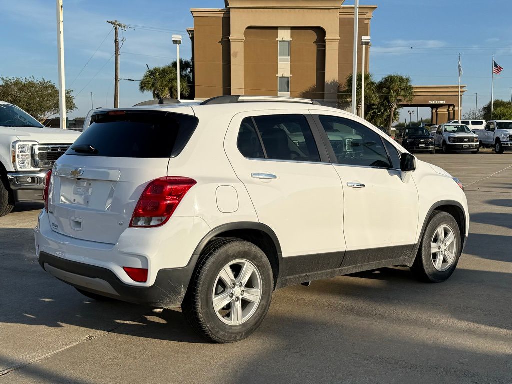 2020 Chevrolet Trax LT photo 4
