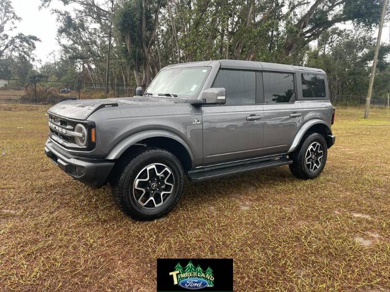 2023 Ford Bronco Outer Banks 4DR HARD TOP 4X4