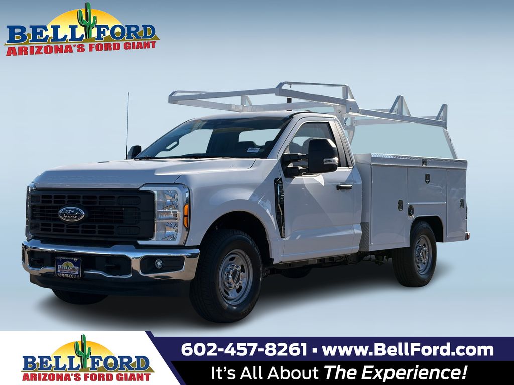 2026 Ford F-250 Super Duty XL's photo