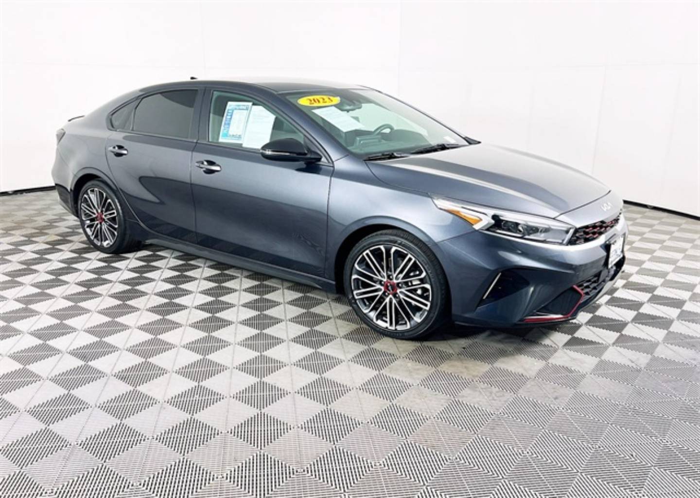 2023 Kia Forte GT's photo