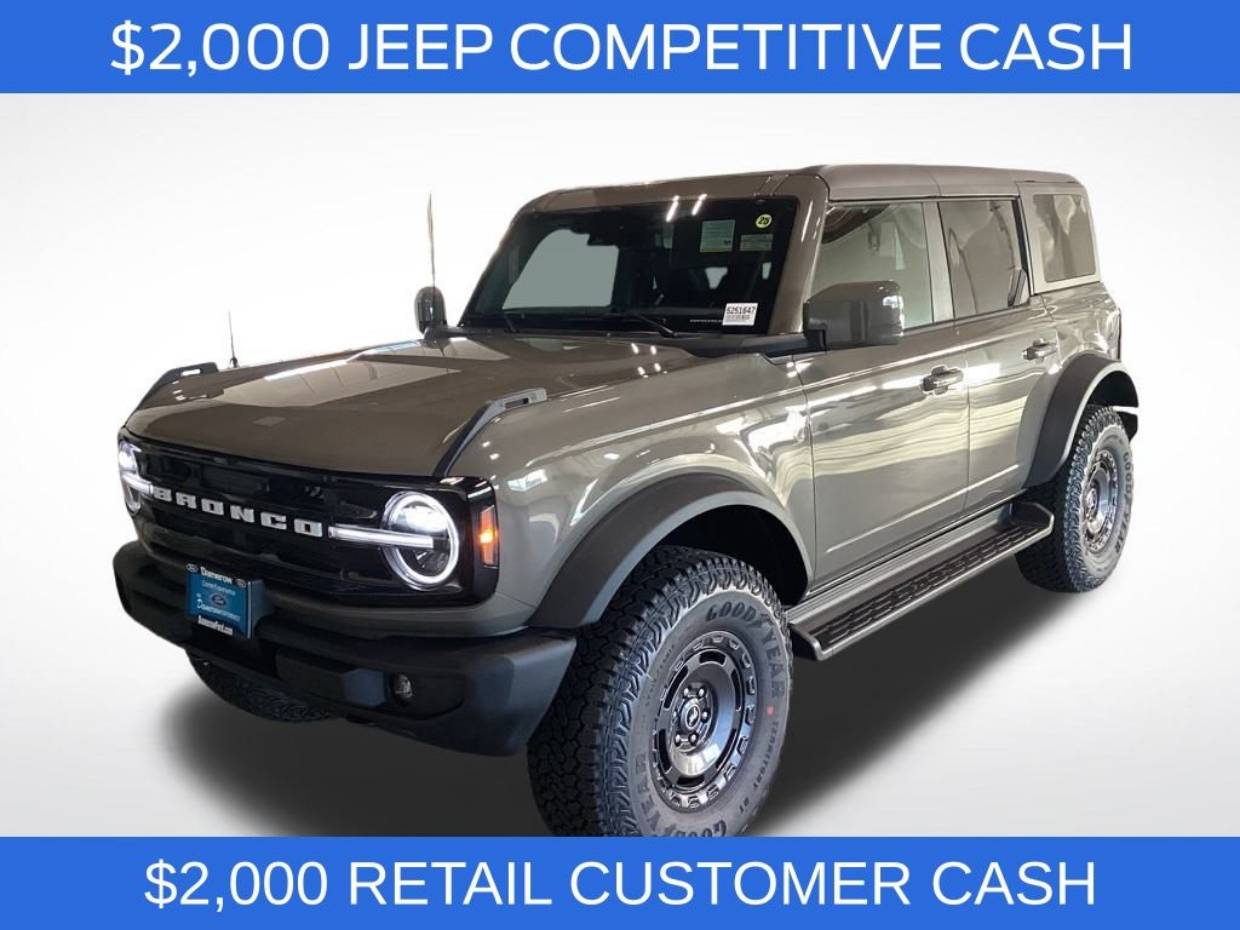 2025 Ford Bronco 4-Door Outer Banks's photo