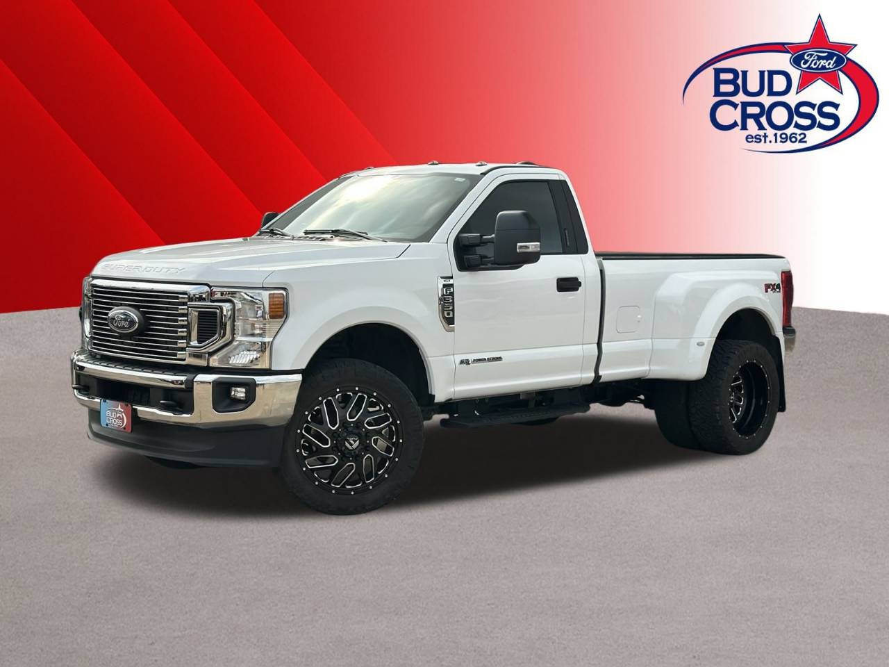 2022 Ford F-350 Super Duty XLT's photo