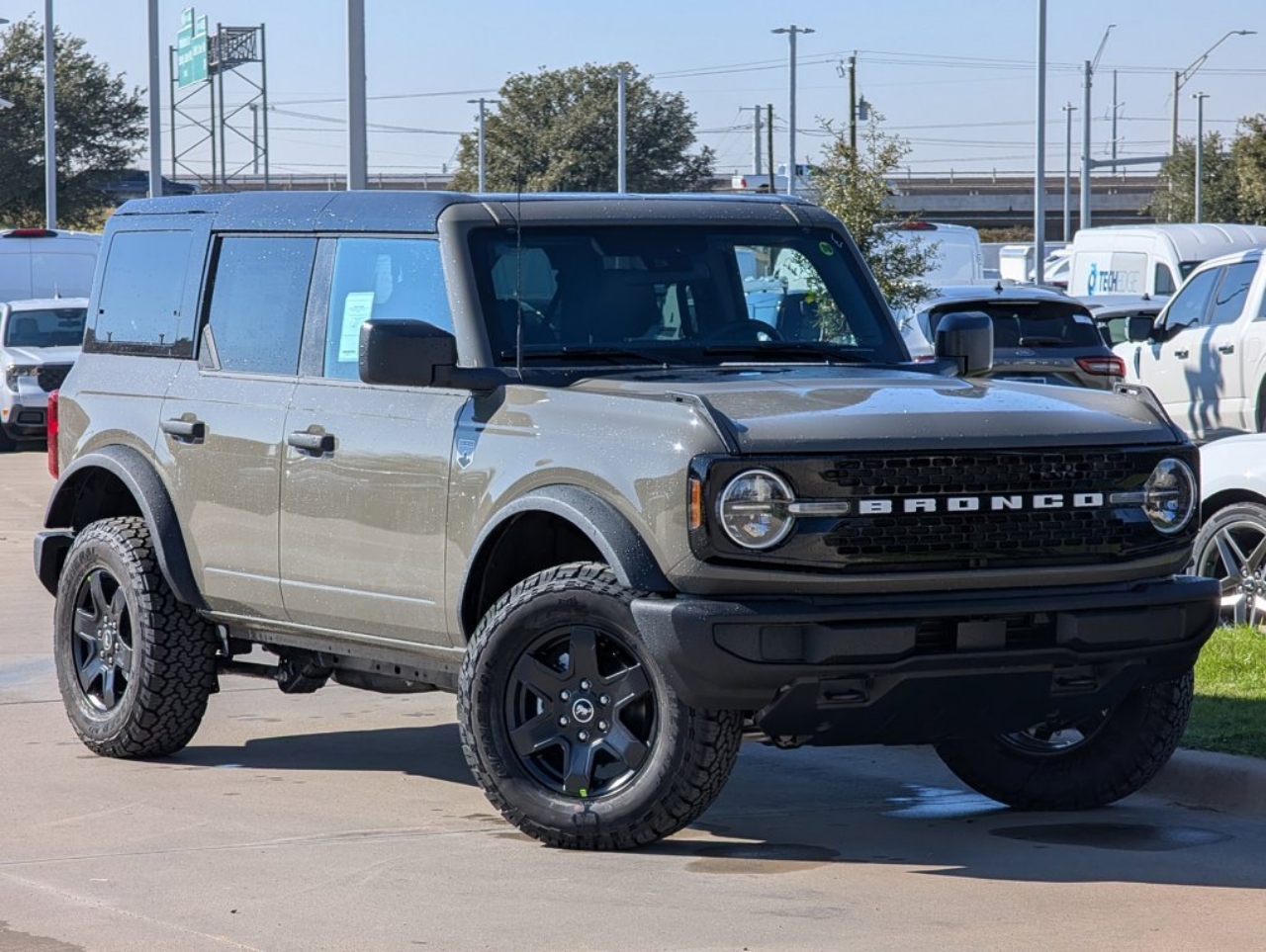 2025 Ford Bronco 4-Door Big Bend's photo