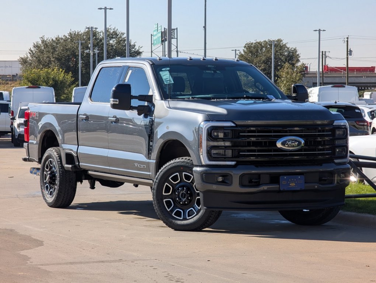 2026 Ford F-250 Super Duty Platinum's photo