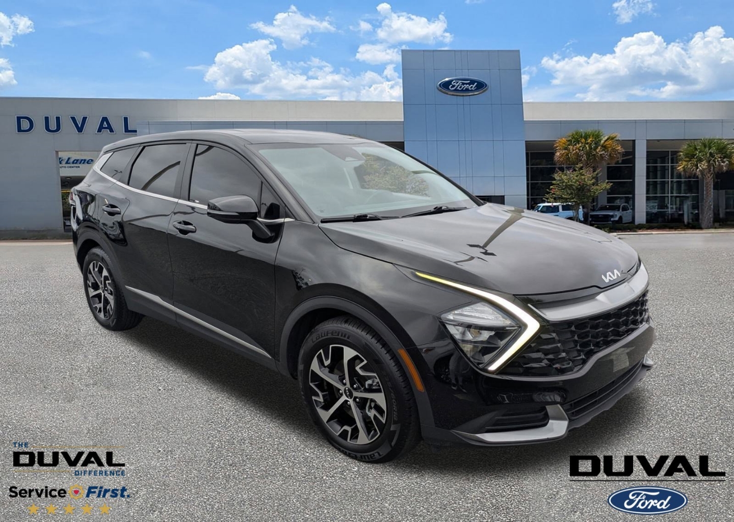 2023 Kia Sportage EX's photo