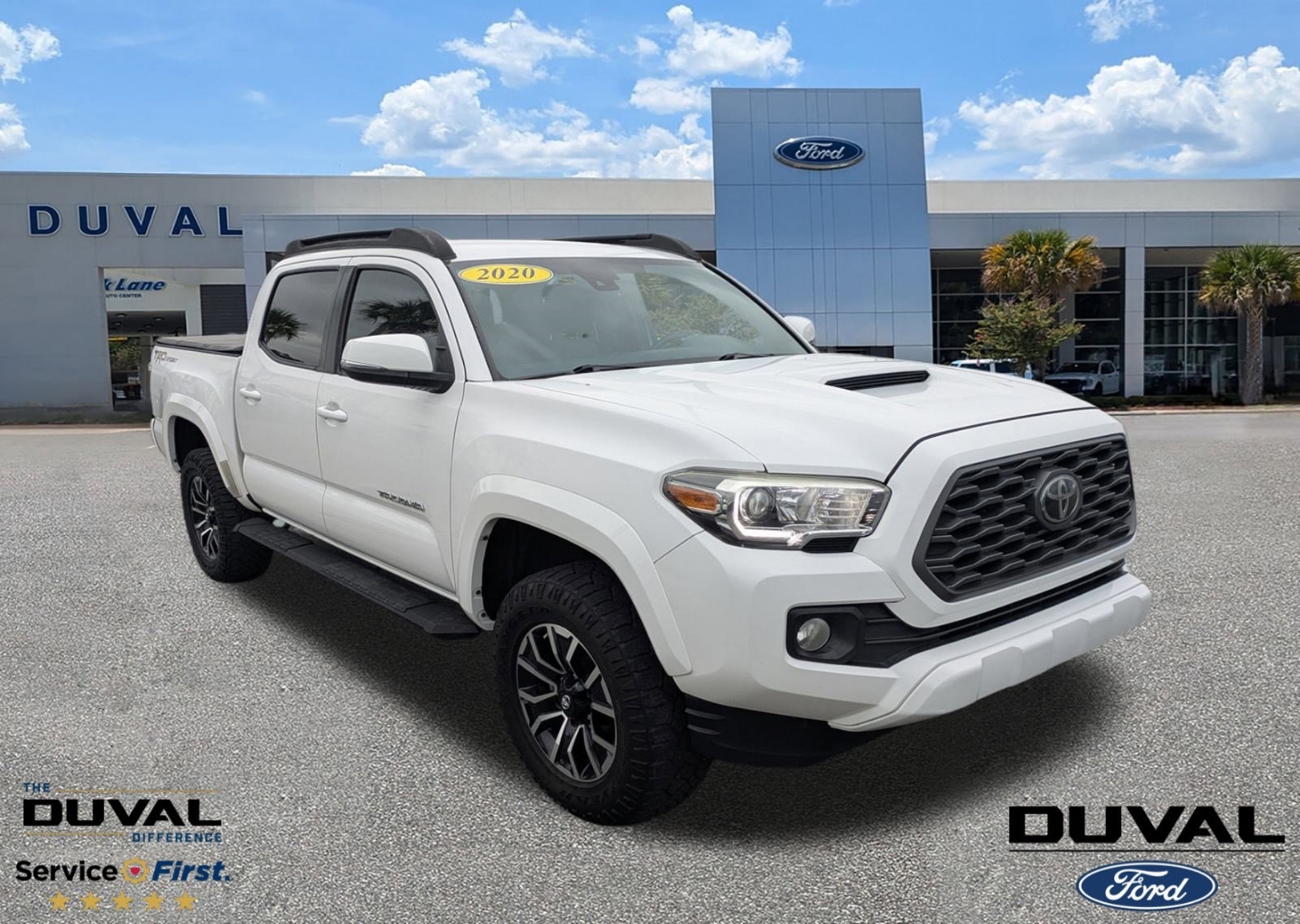 2020 Toyota Tacoma TRD Sport's photo