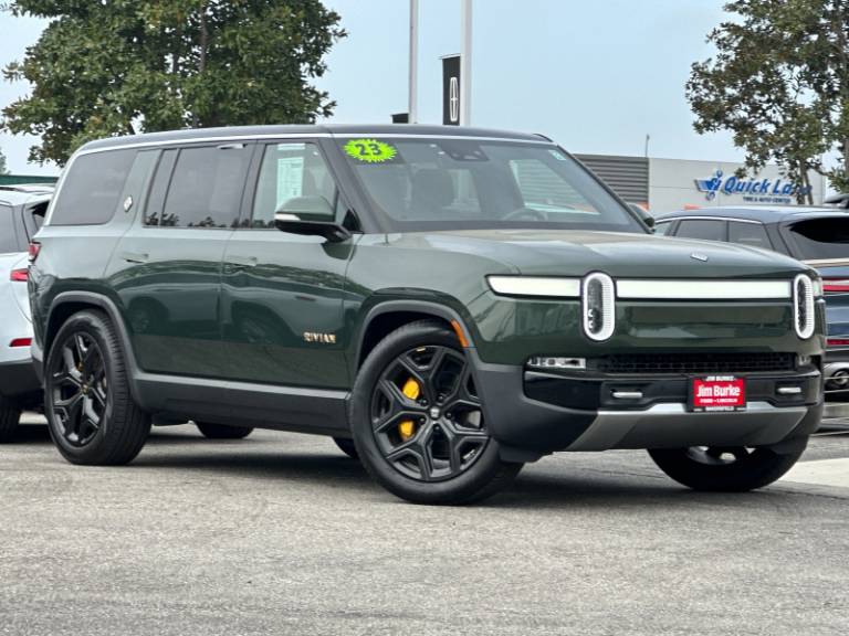 2023 Rivian R1s Adventure