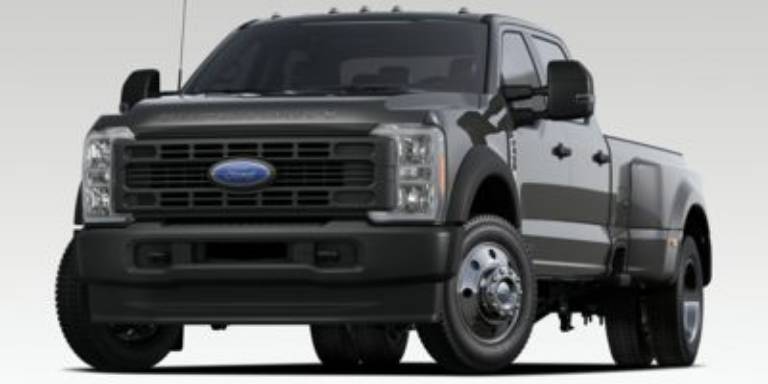 2026 Ford Super Duty F-450 DRW XL 4WD Crew Cab 8' Box