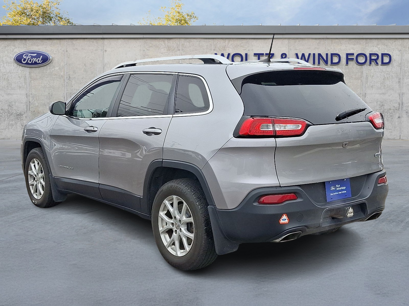 2017 Jeep Cherokee Latitude photo 3