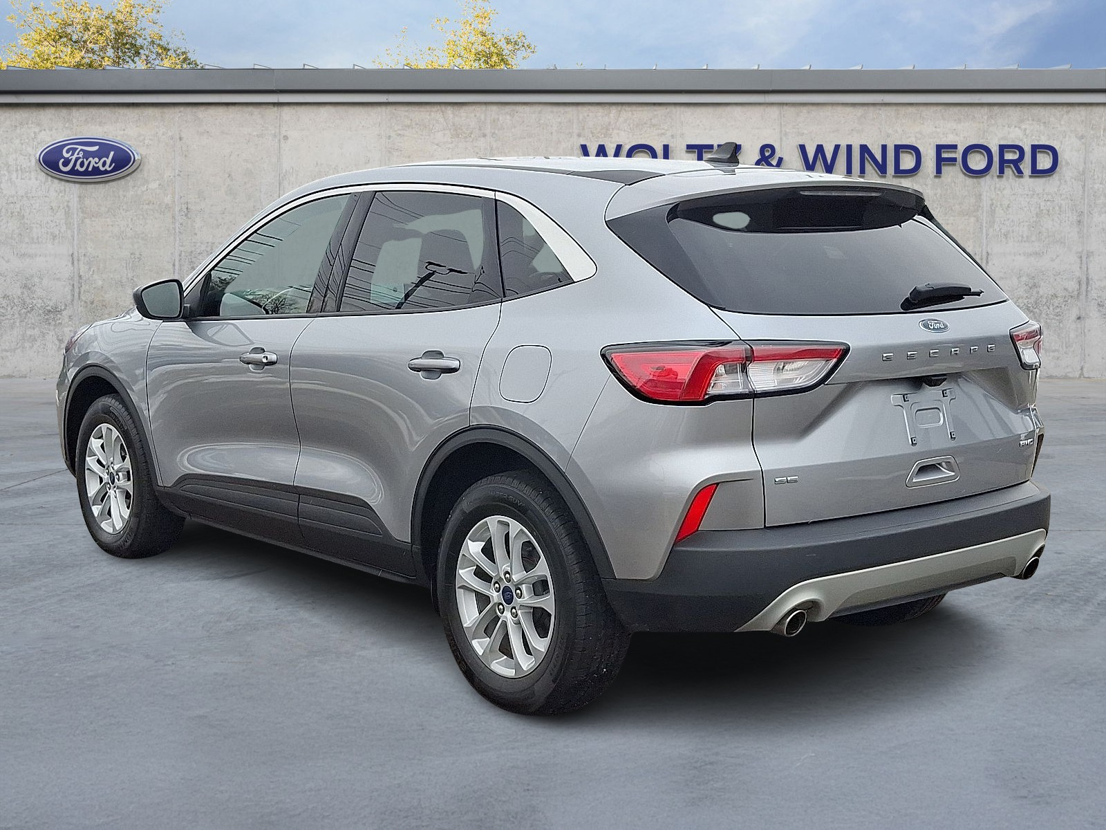 2022 Ford Escape SE photo 4