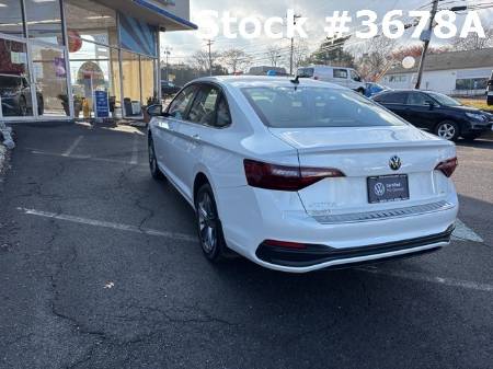 2023 Volkswagen Jetta SE