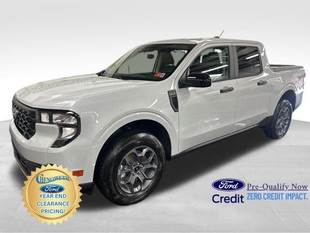2025 Ford Maverick XLT's photo