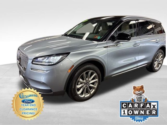 2022 Lincoln Corsair Base's photo