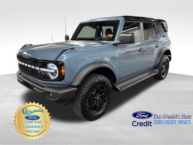 2025 Ford Bronco 4-Door Outer Banks's photo