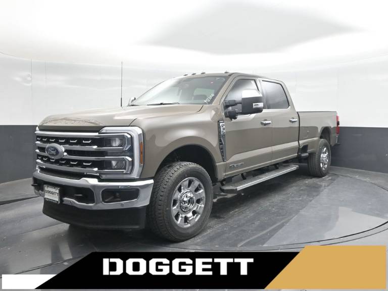 2026 Ford Super Duty F-350 SRW LARIAT