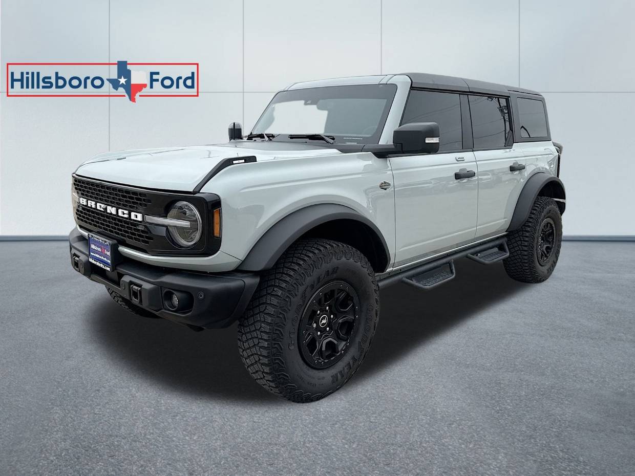 2023 Ford Bronco 4-Door Wildtrak's photo
