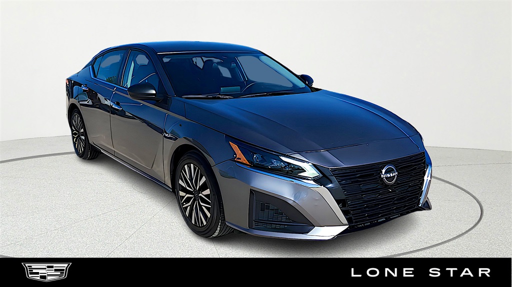 2024 Nissan Altima SV's photo