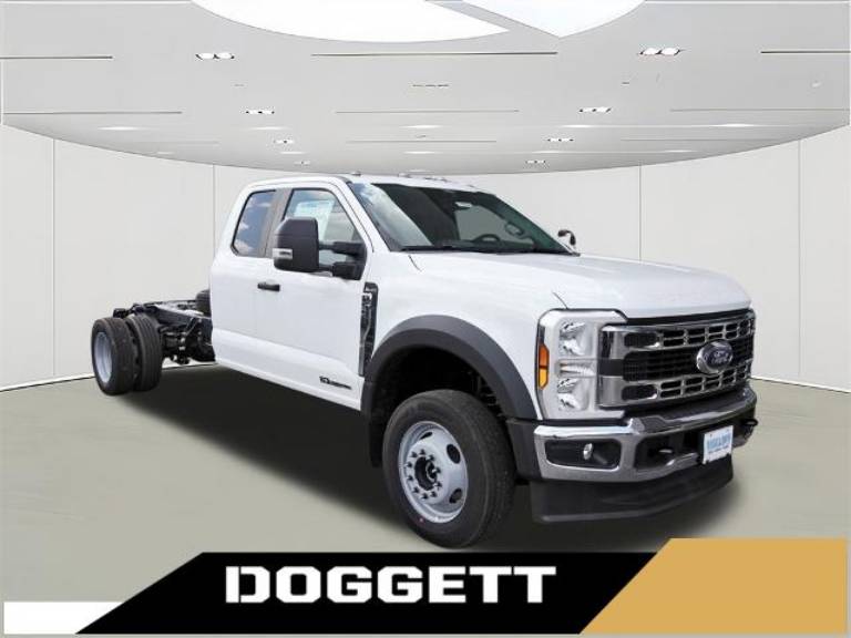 2025 Ford Super Duty F-550 DRW XL