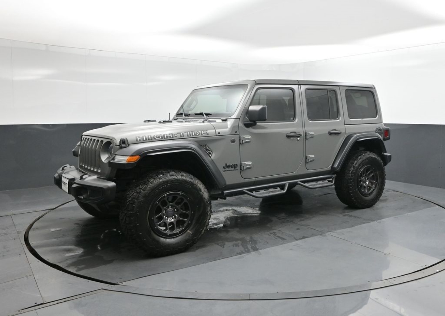 2023 Jeep Wrangler 4-Door High Tide's photo