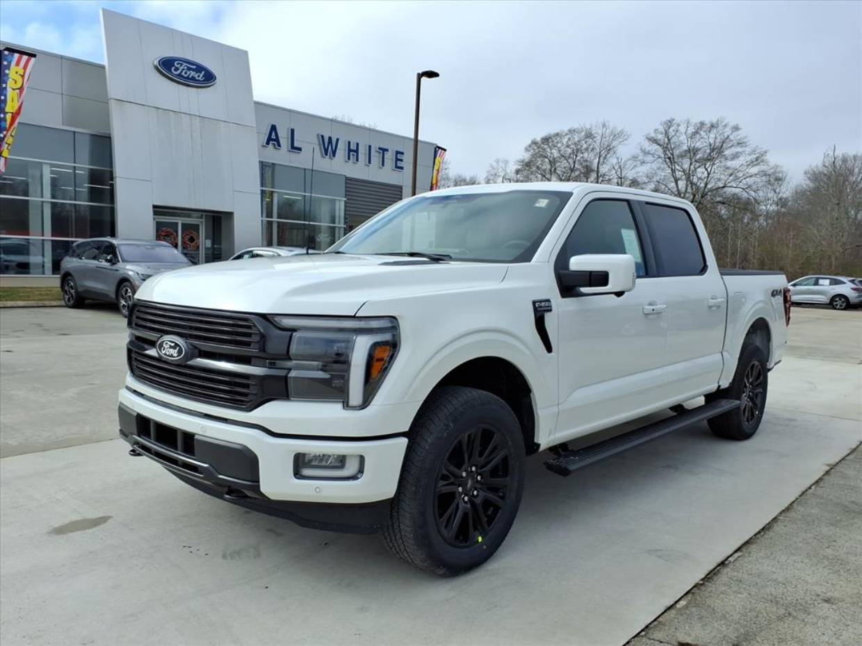 2025 Ford F-150 Platinum's photo