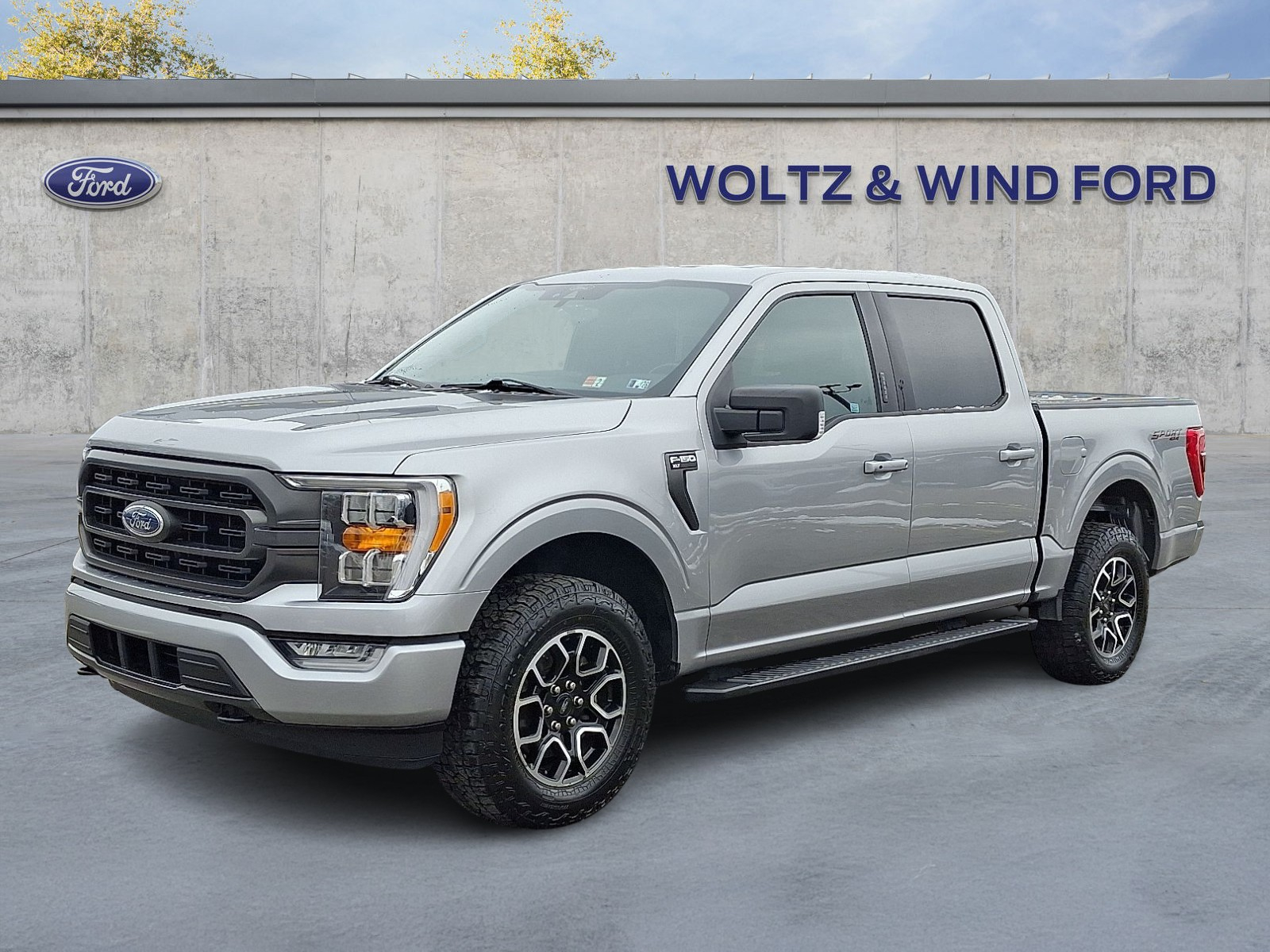 2021 Ford F-150 XLT photo 3
