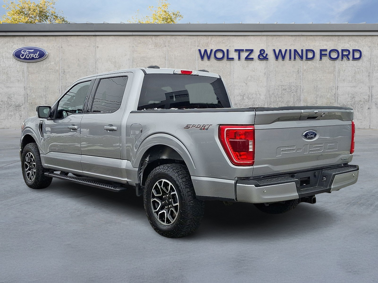2021 Ford F-150 XLT photo 4
