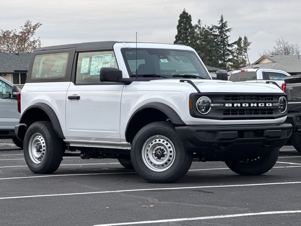 2025 Ford Bronco Base